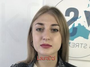 LauraDzi