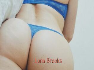 Luna_Brooks