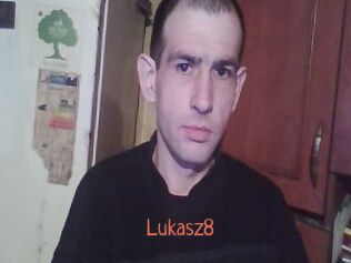 Lukasz8