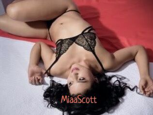 MiaaScott