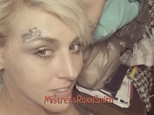 MistressRoxxiSmith