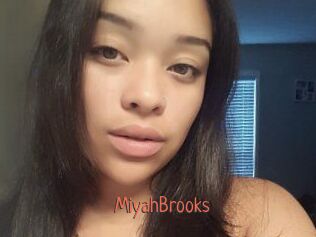 Miyah_Brooks