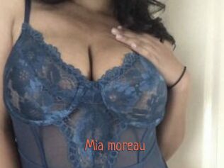 Mia_moreau