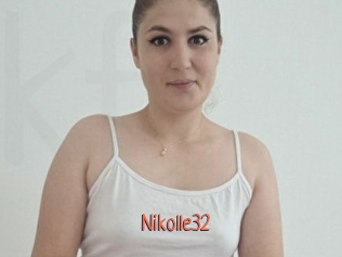 Nikolle32