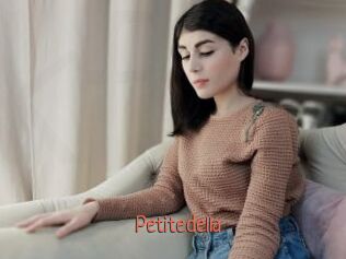 Petitedella