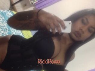 RickiRoxxx