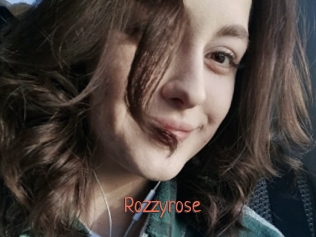 Rozzyrose