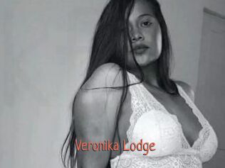 Veronika_Lodge